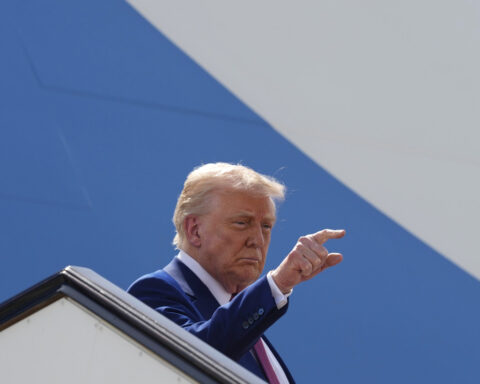 Defense Department accepts Boeing 747 from Qatar for Trump's use