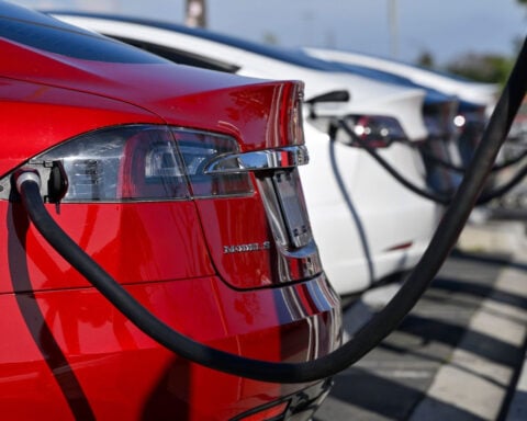 Democrats warn GOP is weakening filibuster as Senate moves to nullify California’s electric vehicle mandate