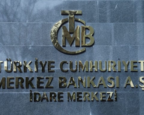 Turkish cenbank keeps inflation forecast at 24%, ready to tighten if needed