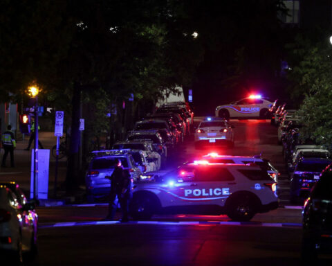 Eyewitness describes moments following shooting outside of DC Jewish Museum