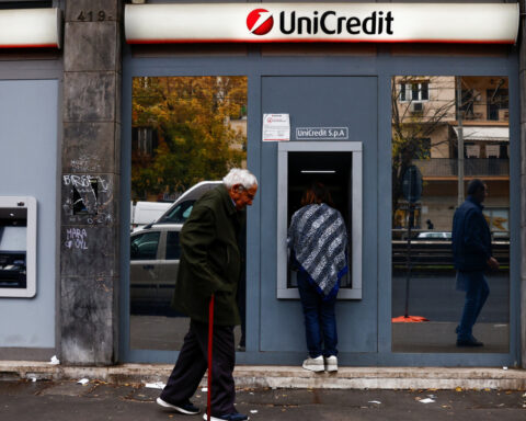 Rome's seat at Italian bank M&A table keeps investors guessing