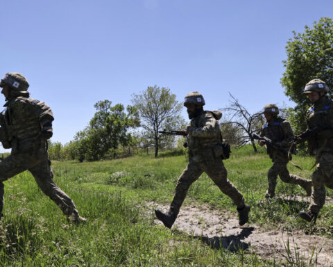 Russian hackers target Western firms shipping aid to Ukraine, US intelligence says