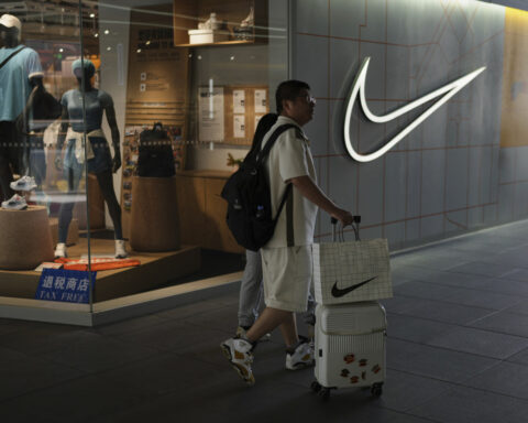 Nike to start selling its products directly on Amazon's US website again