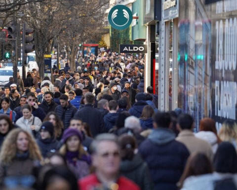 UK gives above-inflation pay rises again to public sector workers