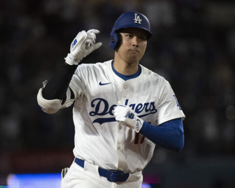 Ohtani to face hitters Sunday for 1st time in pitching rehab with Dodgers
