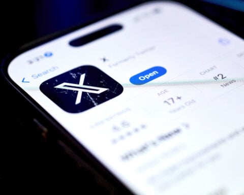 X is down for thousands of users