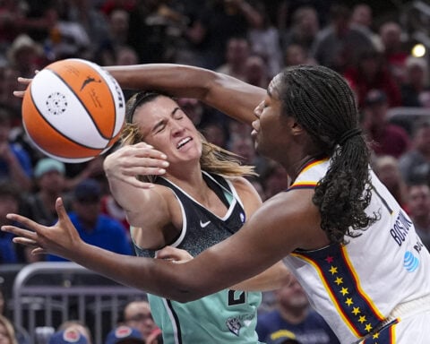 Jones scores 26, Ionescu sinks winning free throws as Liberty beat Fever 90-88