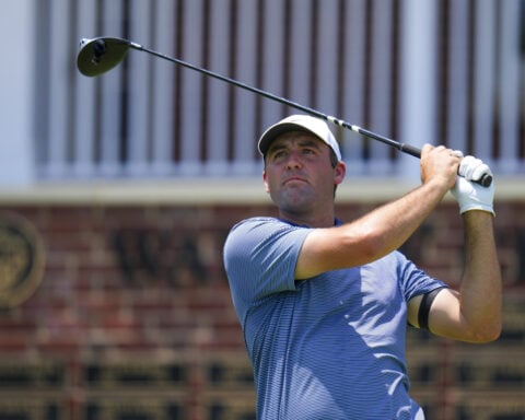 PGA champ Scottie Scheffler makes big move in 3rd round at Colonial before three late bogeys