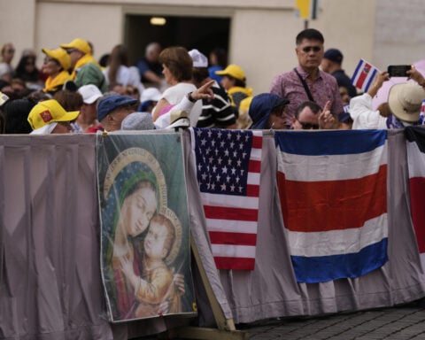Can Pope Leo remain a U.S. citizen now that he's a foreign head of state?