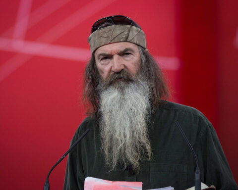 ‘Duck Dynasty’ star Phil Robertson dies at 79