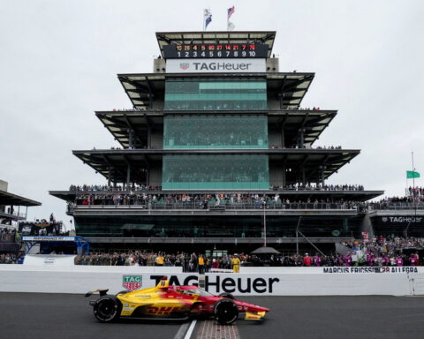Álex Palou wins Indianapolis 500, Kyle Larson’s quest for the ‘Double’ comes to an end after wreck