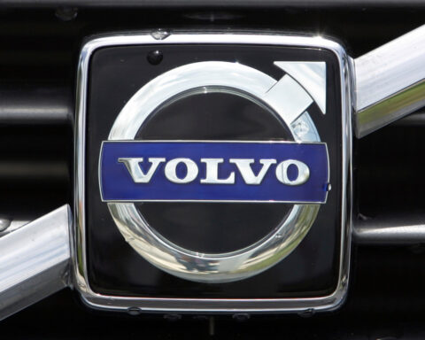 Volvo Cars cutting 3,000 jobs to reduce costs