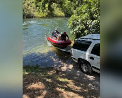 Firefighters rescue person from Stanislaus River near Knights Ferry