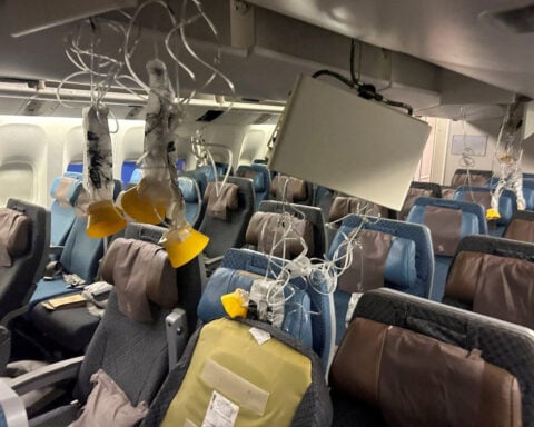 Singapore Airlines turbulence investigation not yet complete, ministry says