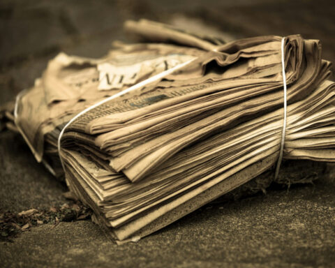 Why some towns lose local news − and others don’t