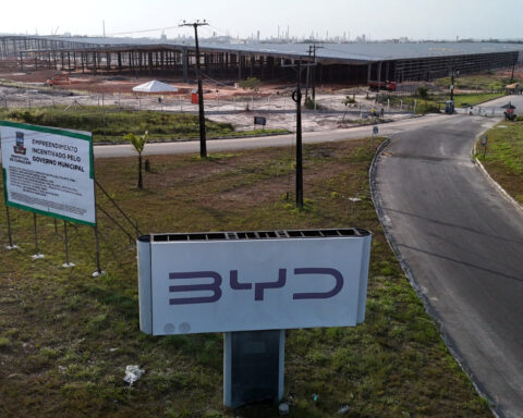 Brazil prosecutors sue BYD for violating labor rights