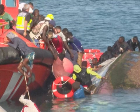 Seven dead as migrant boat capsizes near Canary Islands port