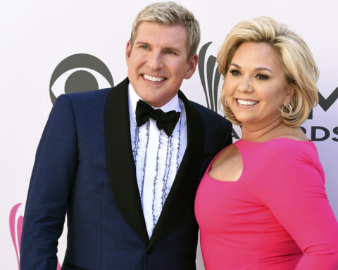 Trump pardons Julie and Todd Chrisley, reality TV stars convicted in 2022 of fraud and tax evasion