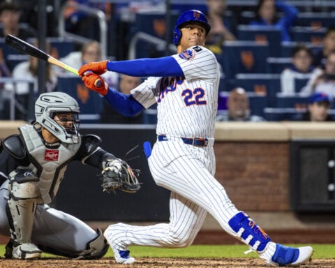 Soto falls deeper into slump with another hitless game in Mets' loss