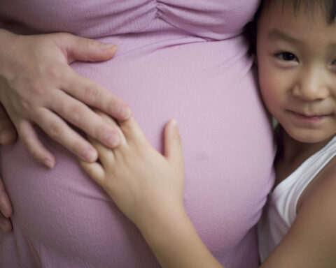 RFK Jr. says annual COVID-19 shots no longer advised for healthy children and pregnant women – a public health expert explains the new guidance