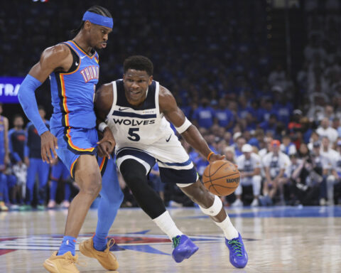 Shai Gilgeous-Alexander scores 34 as Thunder top Timberwolves 124-94 to advance to NBA Finals