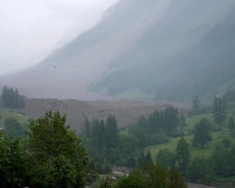 Mud and rock bury Swiss village after glacier collapse, one person missing