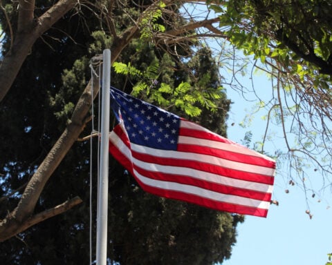 US flag raised in Damascus, envoy says Syria-Israel peace is possible