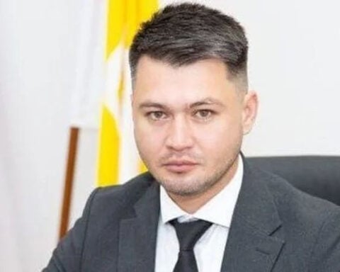 Russian military figure killed in explosion deep inside the country, authorities say