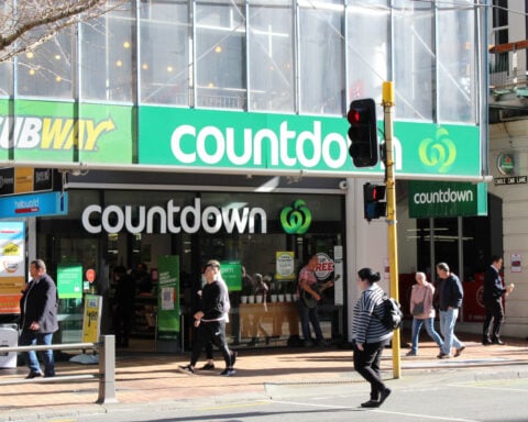 New Zealand consumer confidence falls in May
