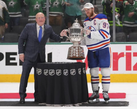 McDavid and Oilers going back to Stanley Cup Final after 6-3 win over Stars in Game 5