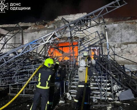 Several people injured in Russian attack in Ukraine's northeast, Kyiv officials say