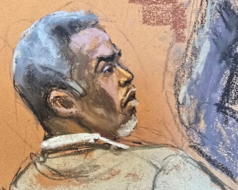 Suge Knight urges longtime rival Sean ‘Diddy’ Combs to take the stand to ‘humanize’ himself