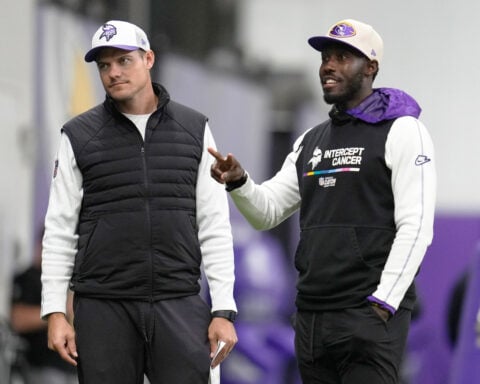 Vikings sign GM Adofo-Mensah to extension, keeping his contract in sync with O'Connell's