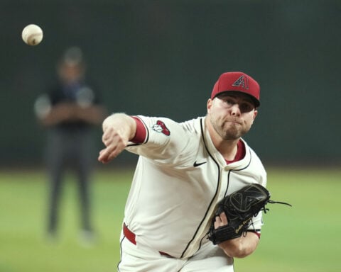 D-backs manager Torey Lovullo turns to his 92-year-old mom for advice amid team's slump