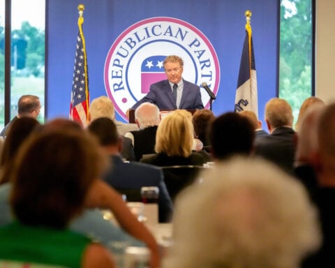 In Iowa, Trump’s agenda collides with 2028 ambitions