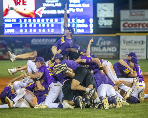 59-0! NAIA champion LSU Shreveport is the first college baseball team on record to go unbeaten
