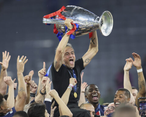 Paris Saint-Germain routs Inter Milan to win the Champions League for the first time