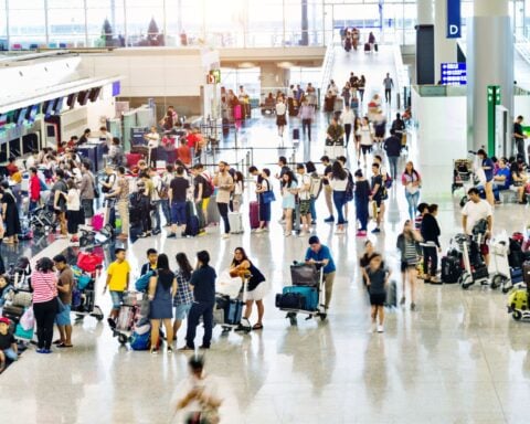 Surviving Memorial Day weekend: Navigate travel chaos with these tips