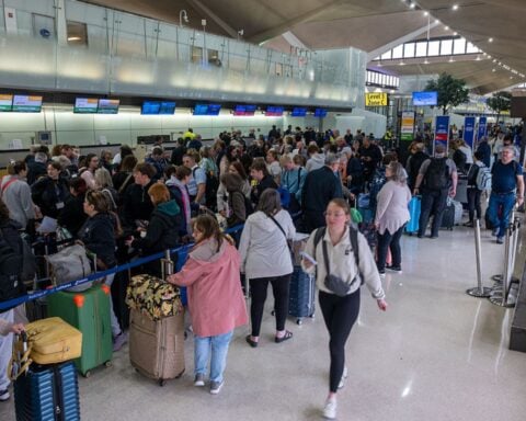 FAA's strict limits at Newark airport: What's at stake for travelers this summer?
