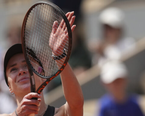 French Open: Elina Svitolina saves match points and beats 2024 runner-up Jasmine Paolini