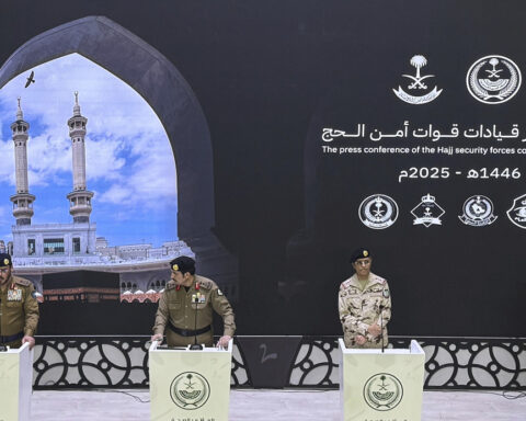 Saudi Arabia stops 269,678 Muslims without Hajj permits from entering Mecca