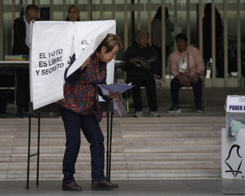 Mexico's first judicial elections fuel confusion and disillusionment among voters