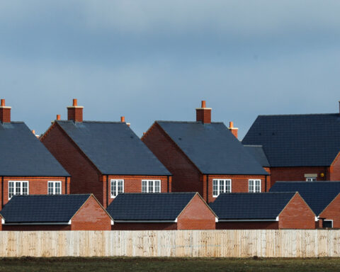 UK house prices rise 3.5% y/y in May, Nationwide says