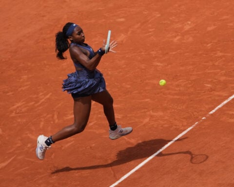 French Open: Coco Gauff reaches quarterfinals and jokes with Frances Tiafoe about forgetting rackets