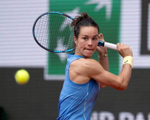 Wild card Lois Boisson, ranked No. 361 in the world, stuns Jessica Pegula at the French Open