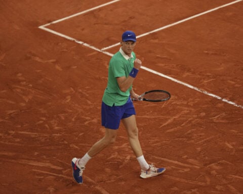 French Open: No. 1 Jannik Sinner dominates Andrey Rublev to reach the quarterfinals