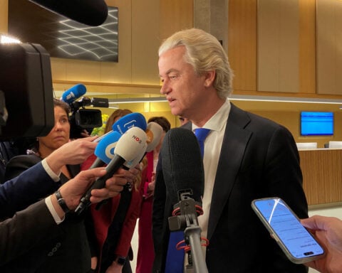 Dutch far-right leader Wilders threatens to quit government coalition