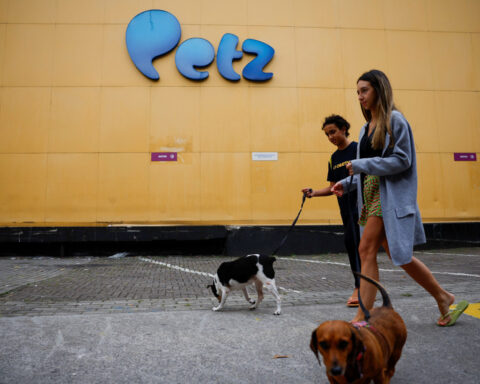 Brazil antitrust body oks Petz, Cobasi merger
