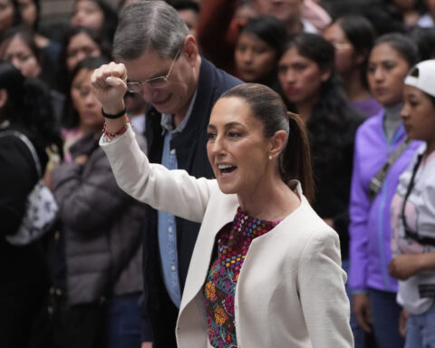 Mexico's ruling party slated to control the newly elected Supreme Court, vote tallies show