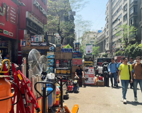 Egypt inflation seen climbing to 14.9% in May: Reuters poll